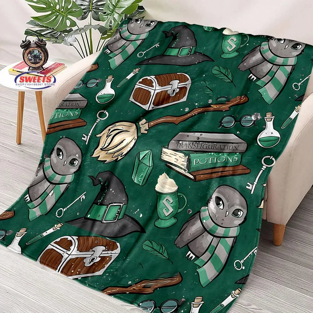 Soft Flannel Magic Hat Pattern Throw Blanket - Image 6