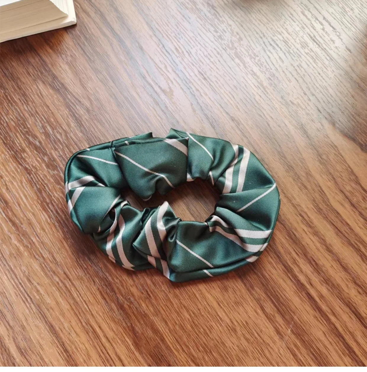 Magical Wizarding World Slytherin Stripe Hair Tie - Image 14