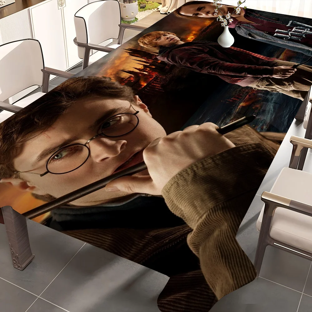 Harry Potter-Themed Polyester Tablecloth - Image 4