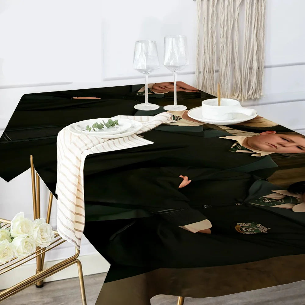 Harry Potter-Themed Polyester Tablecloth - Image 10